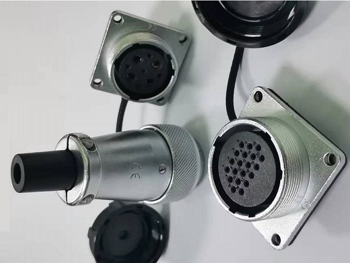 Conector pini de contact curent cu 20 de pini