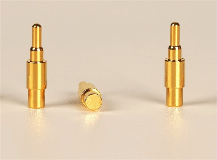 Producător de știfturi cu piston cu arc